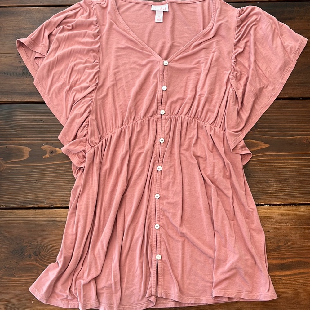 Ingrid & Isabel maternity shirt